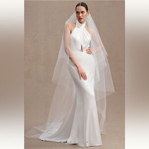 Debra Moreland Floating Cathedral Veil - Anthropologie